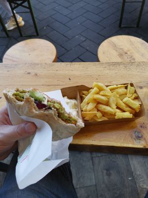  at Maoz - Damrak in Amsterdam