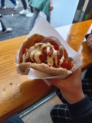  at Maoz - Damrak in Amsterdam