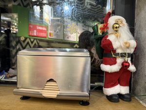 decoration #Veganuary at Maoz - Damrak in Amsterdam