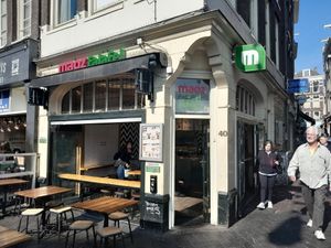 Front at Maoz - Damrak in Amsterdam