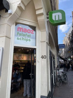 Outside  at Maoz - Damrak in Amsterdam