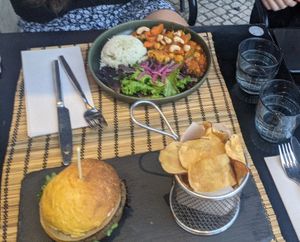 Vegan curry & burger at Eat Pray Love in Lisbon