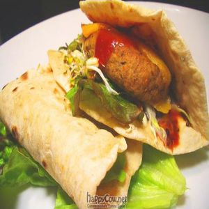 Soya Berger Sand 750 Yen at Shama Vegetarian Indian Restaurant in Osaka