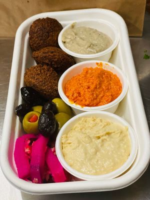 Mezza box at Kayalz Kitchen- It's Vegan Habibi in Renown Park