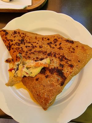 Vegan Thai crêpe at Crêperie Bach & Buck in Biel