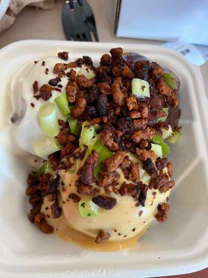 3 little pigs - fried mac&cheese balls at Guud & Evul in Tonawanda