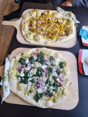 Leckerer Flammkuchen at DorffLaden Bremen in Bremen