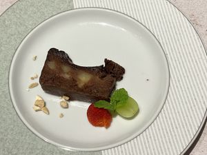 Vegan chocolate apple cake   at Primo Fito in Karuizawa