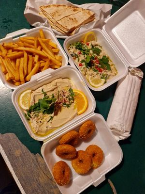 #Veganuary at Falafel House in Hamburg