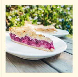 Veganer Kirschkuchen at Hof Leutenecker in Ludwigsburg