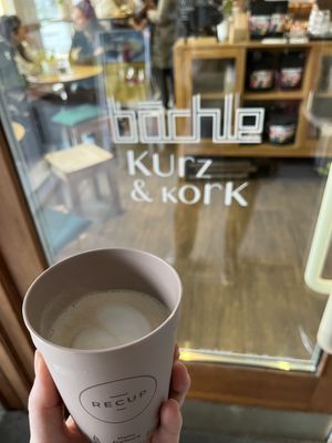 Flat white with oatmilk   at Bächle in Freiburg