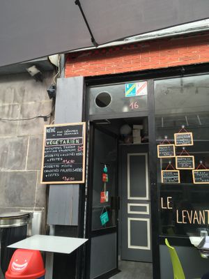 Restaurant front at Le Levantin in Clermont-ferrand