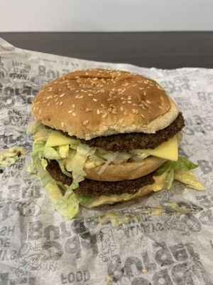 Their ‘Famous Burger’ but you know what they are trying to mimic here 😉  at Odd Burger in Waterloo