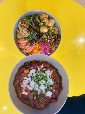 Salad and chili mmmmm!  at Fry Like An Eagle in Chicago