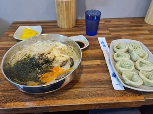 Vegan janchiguksu and vegan mandu at Daom Noodle 다옴국수 in Seoul