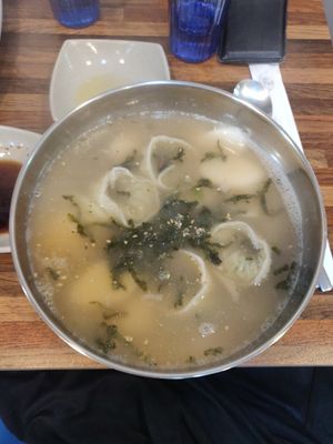 Dumplings and rice cake soup at Daom Noodle 다옴국수 in Seoul
