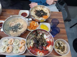 An absolute feast! at Daom Noodle 다옴국수 in Seoul