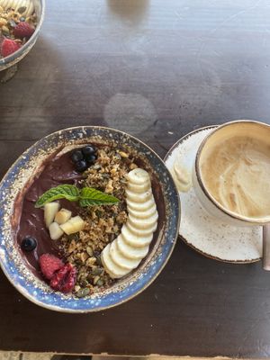 Açai bowl & latte  at BYOKO in Malaga