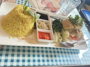 Soi Nam chicken and rice   at Veggie4Love in Hong Kong Island