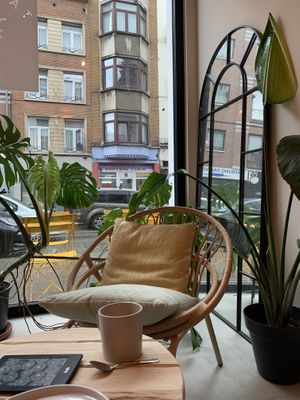 cozy atmosphere  at Taylor's Cafe in Brussels