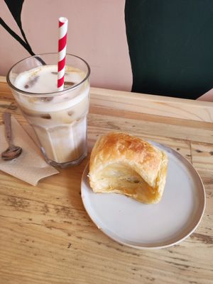  at Taylor's Cafe in Brussels