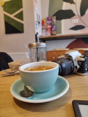  at Taylor's Cafe in Brussels