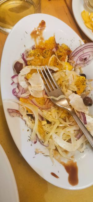 Insalata sicula con arance finocchi cipolla e olive at Ca' di Ferae Osteria dal 1939 in Sestri Levante
