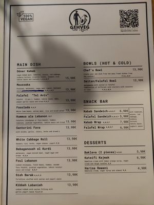 Main dishes & desserts at Gaia Kitchen in Vienna