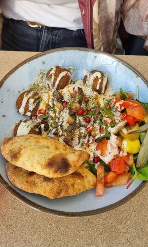 Hummus ala Lebanon at Gaia Kitchen in Vienna