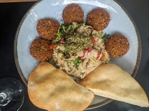 Hummus al Lebanon at Gaia Kitchen in Vienna