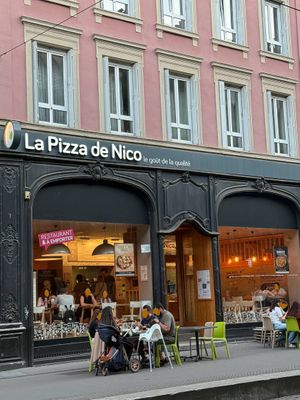 front  at La Pizza de Nico in Strasbourg