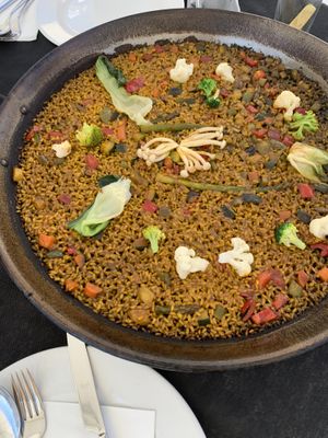 Paella de verduras at MariBel Arrocería in Valencia