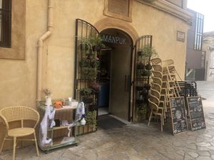 The venue  at Manpuk in Vilafranca Del Penedes