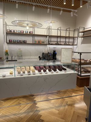 Cozy at MOON in Zurich