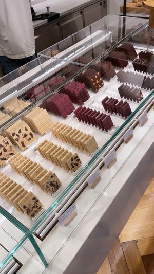 Bean to bar chocolate at MOON in Zurich