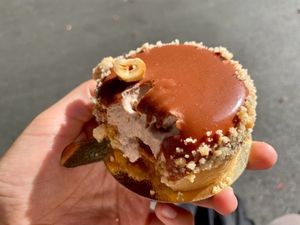 hazelnut bergamot mousse tart at MOON in Zurich