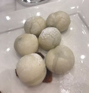 Dolce: pasta di riso fritta e ripieno di pasta di sesamo  at Shanghai Naturalmente in Padua