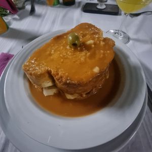 Francesinha Vegana at Romar in Principe