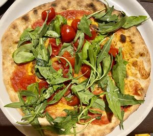 cheese free pizza   at Baresana in Bari