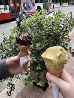 Chocolate and pistachio vegan gelato  at Gelateria Piccinni in Bari
