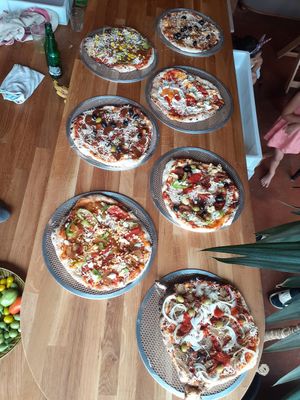 Pizzas froides precuites at La Pizzeria - Paulo Azevedo in Woerth