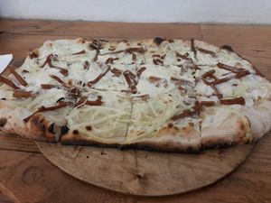 Flammkuchen at La Pizzeria - Paulo Azevedo in Woerth