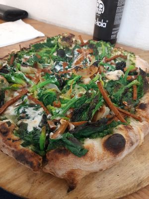 Pizza popey at La Pizzeria - Paulo Azevedo in Woerth