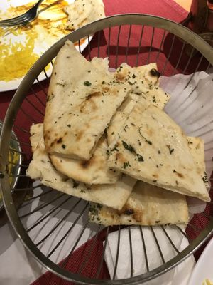 Naanbrot  at Mahika in Buchholz In Der Nordheide