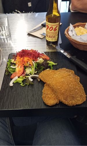 Escalope de berenjena at De Cine in Avila