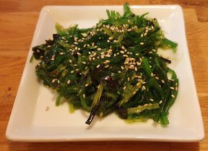 Wakamesallad at Hanami Sushi Bar in Angelholm