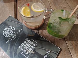 Drinks hot and cold at Woosabi in Gdansk