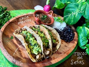 Setas en salsa  at Vale Vegan in San Andres Cholula