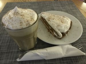 Vegan dream shake and plant bites cake    at Made in Health in Cairo