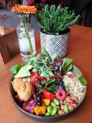 Rise Up Bowl at Café am Bohlenplatz in Erlangen
